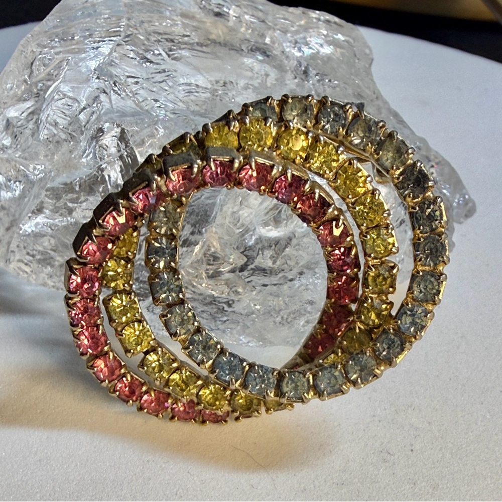 Vintage Triple Circle Rhinestones Brooch